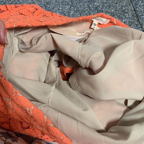 NWT Vince Camuto high waisted lace overlay shorts Papaya over tan lining Sz 10 - Picture 9 of 10